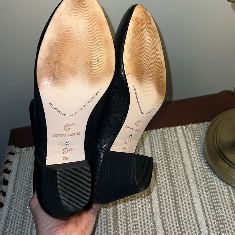 Corso Como Women’s Black Leather Bootie Size 7.5